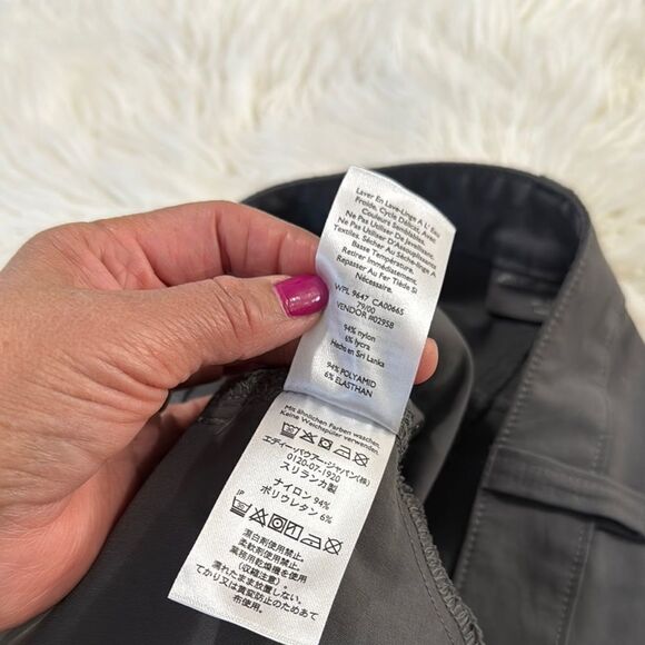 Eddie Bauer Men's Gray Pants Size 38X30 - Picture 8 of 8